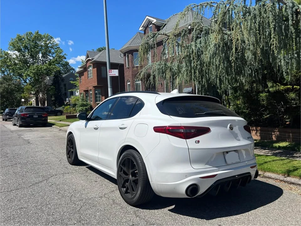 2019 Alfa Romeo Stelvio - Image 6 of 17
