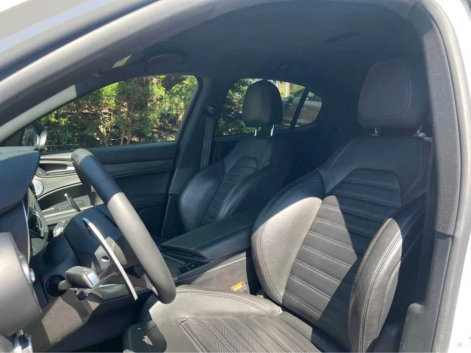 2019 Alfa Romeo Stelvio - Image 13 of 17