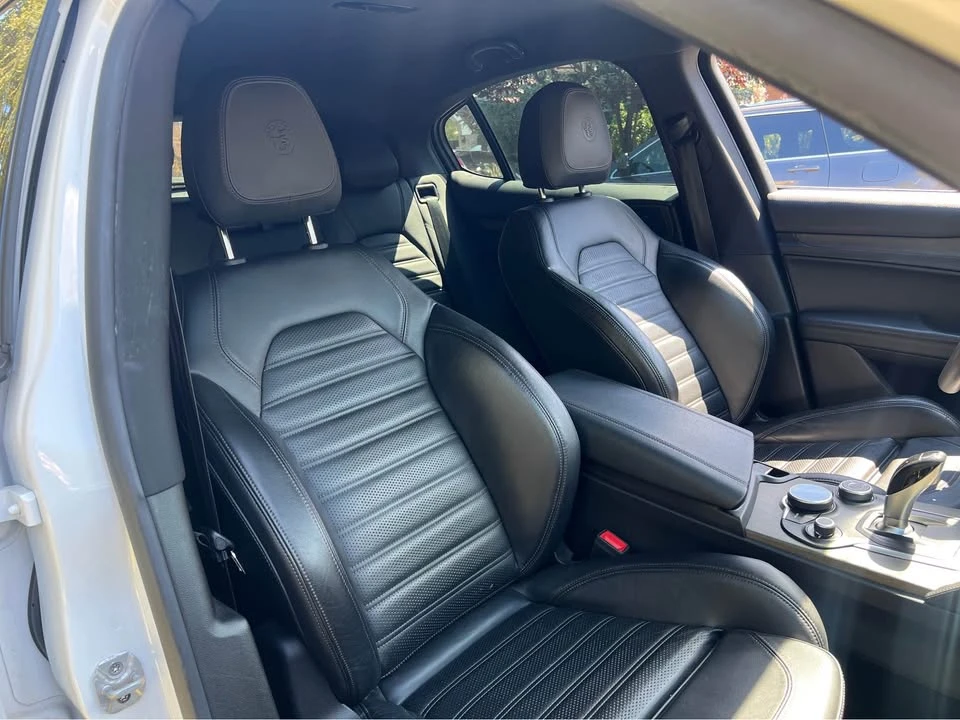 2019 Alfa Romeo Stelvio - Image 12 of 17