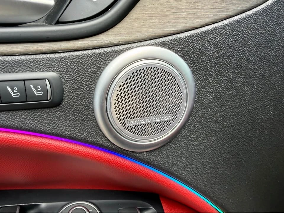 2019 Alfa Romeo Stelvio - Image 19 of 20
