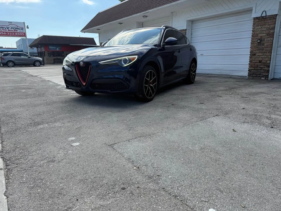 2019 Alfa Romeo Stelvio - Image 4 of 20