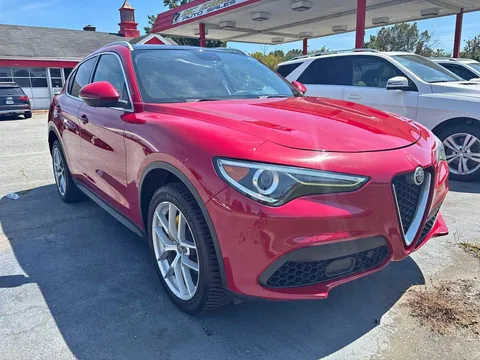 2019 Alfa Romeo Stelvio Ti Sport
