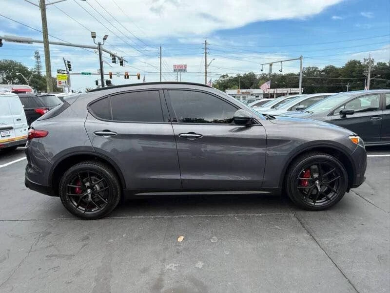 2019 Alfa Romeo Stelvio - Image 17 of 20