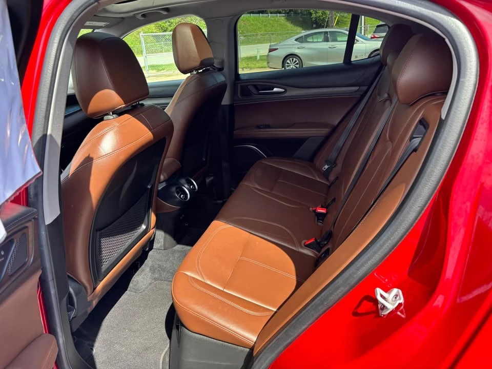2019 Alfa Romeo Stelvio - Image 12 of 19