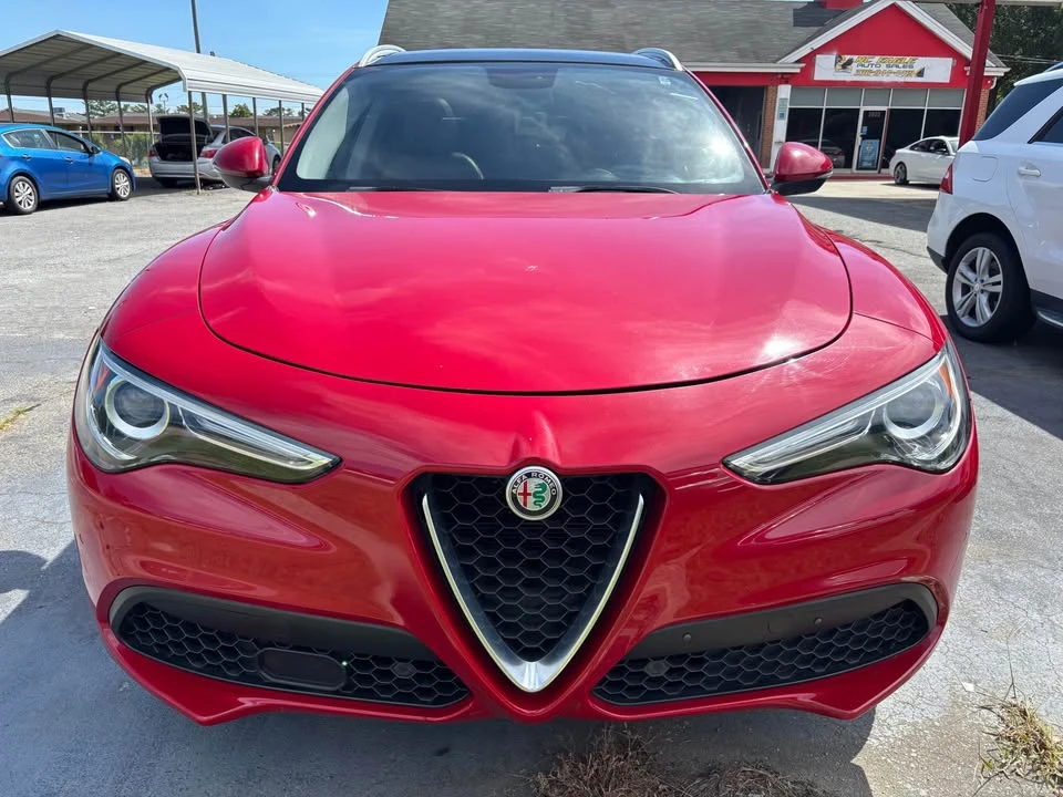 2019 Alfa Romeo Stelvio - Image 2 of 19