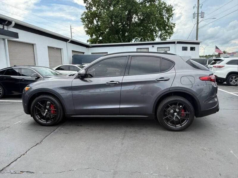 2019 Alfa Romeo Stelvio - Image 11 of 20