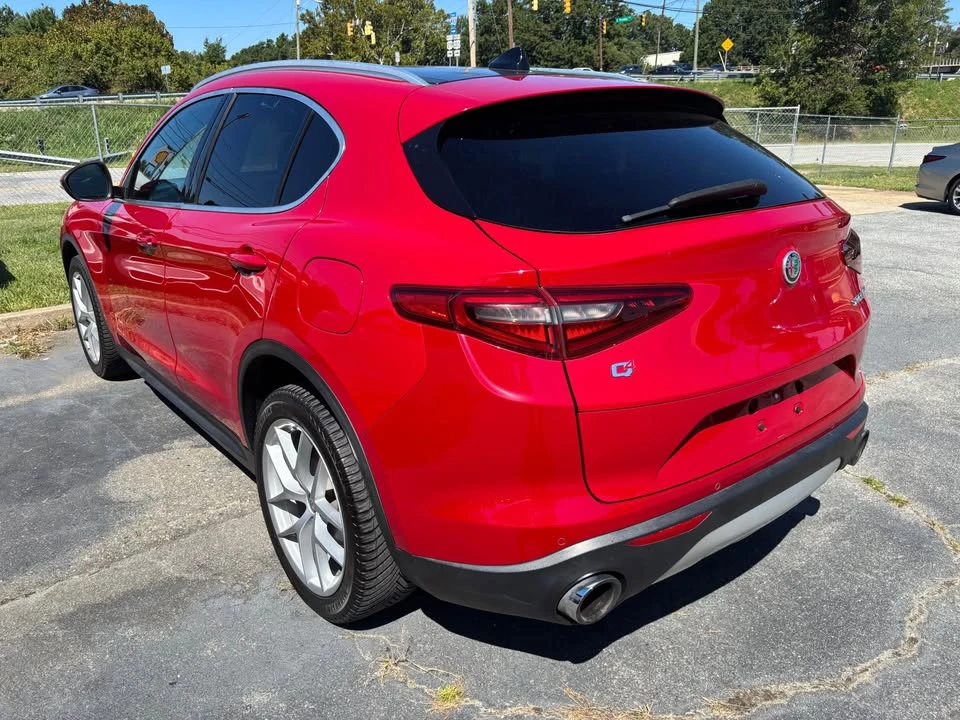 2019 Alfa Romeo Stelvio - Image 7 of 19