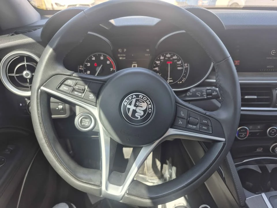 2019 Alfa Romeo Stelvio - Image 11 of 15