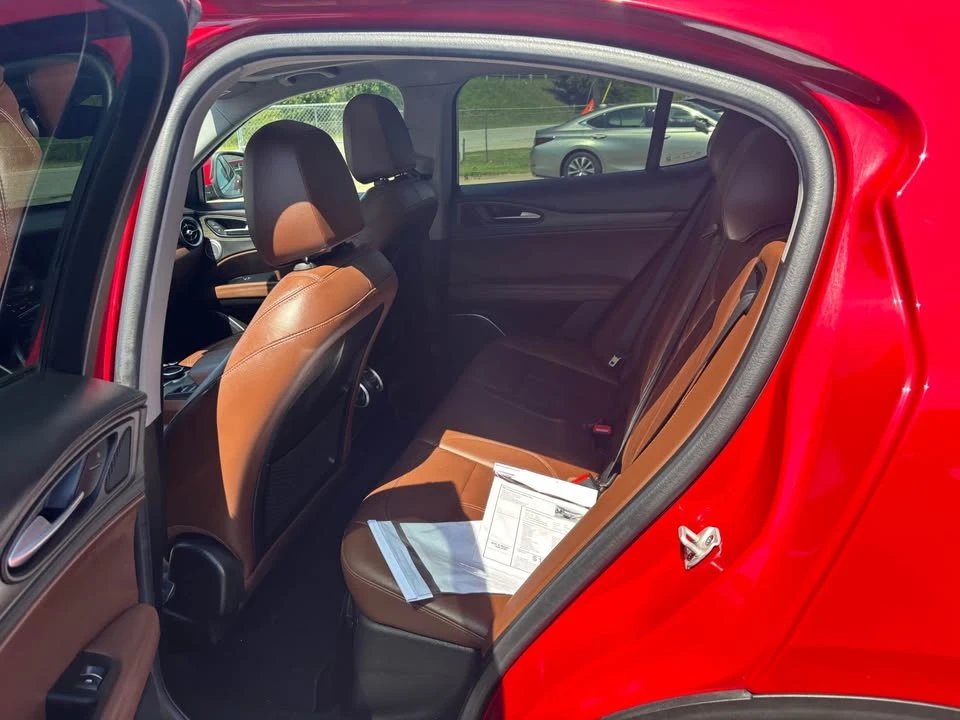 2019 Alfa Romeo Stelvio - Image 12 of 19