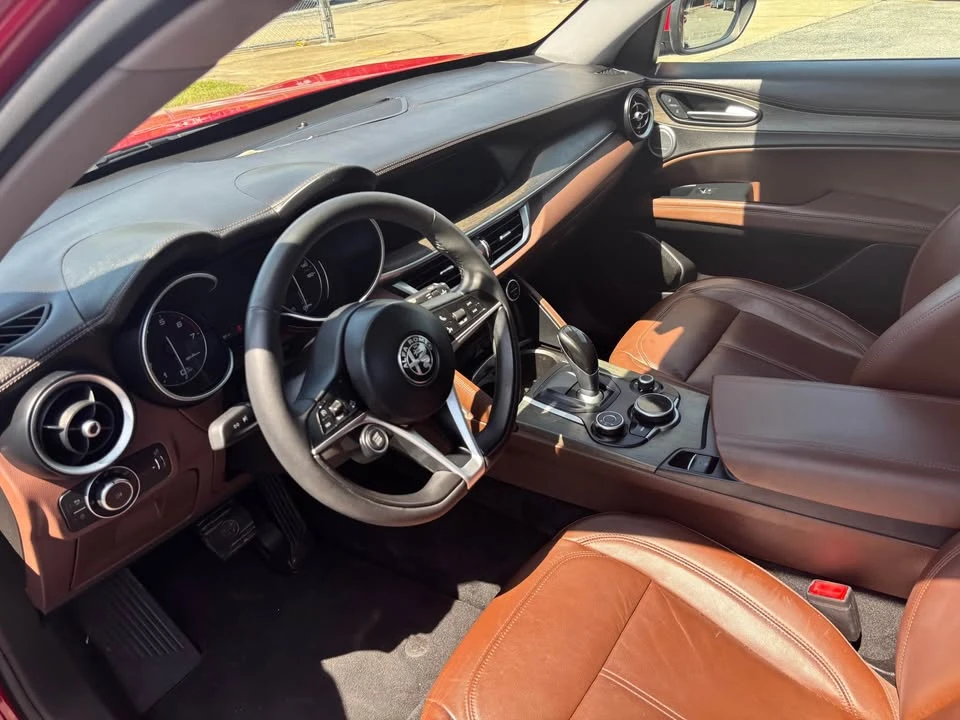 2019 Alfa Romeo Stelvio - Image 10 of 19