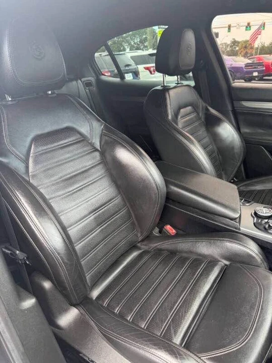 2019 Alfa Romeo Stelvio - Image 9 of 20