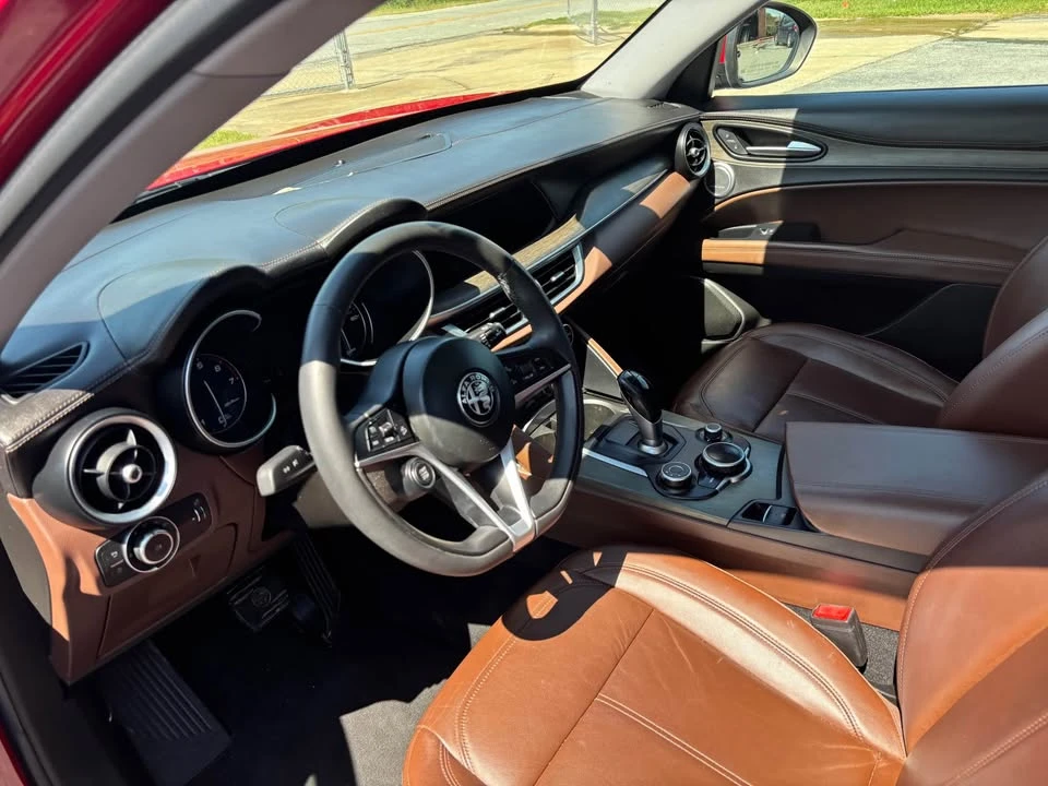 2019 Alfa Romeo Stelvio - Image 10 of 19