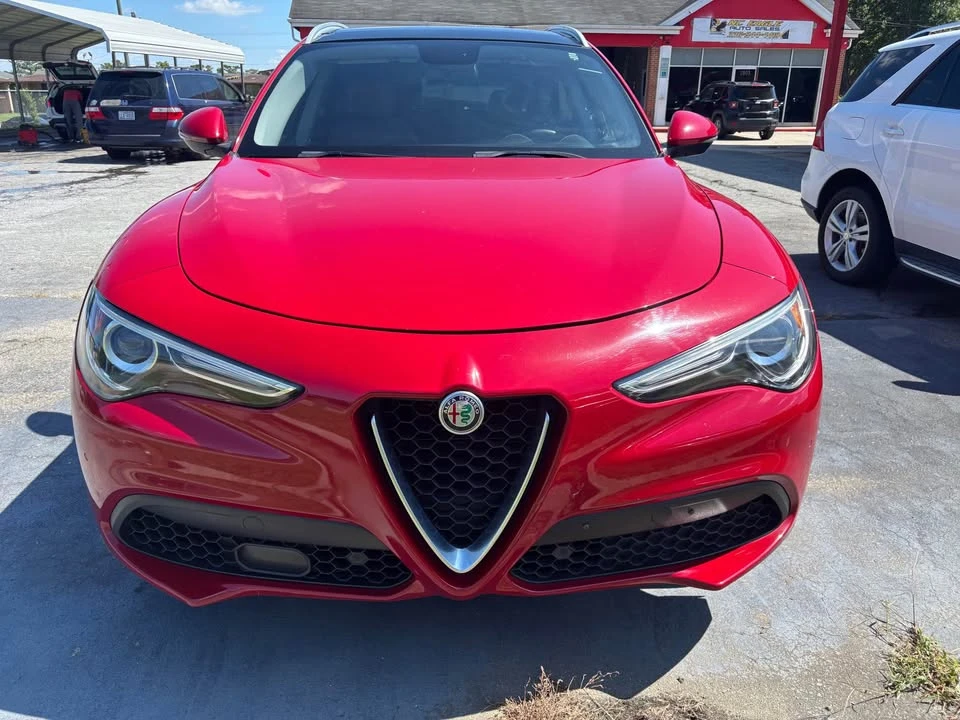 2019 Alfa Romeo Stelvio - Image 2 of 19