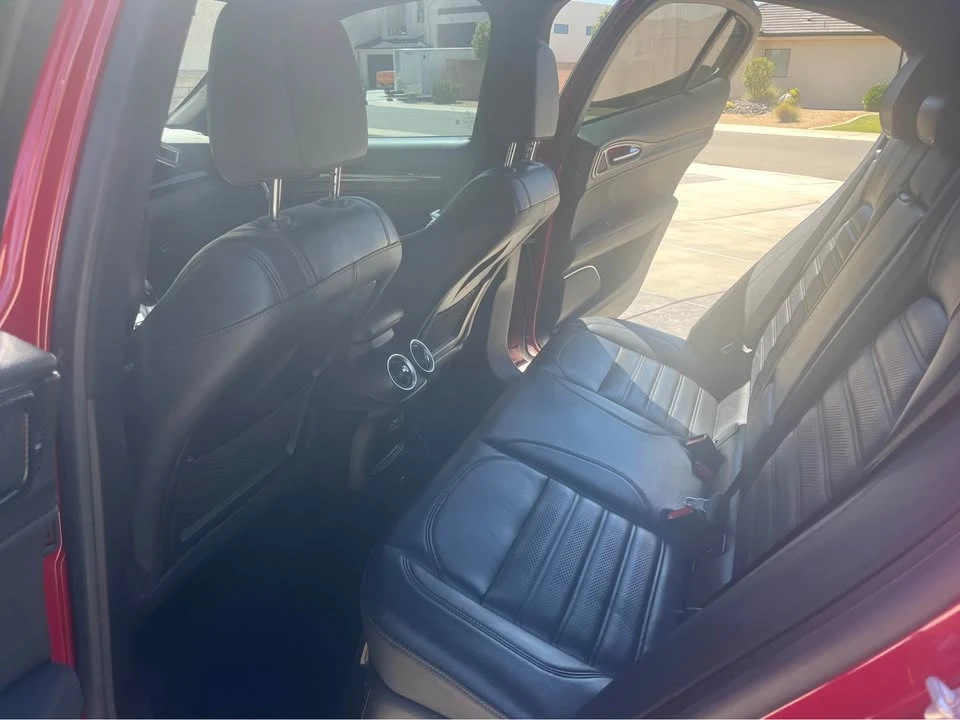 2019 Alfa Romeo Stelvio - Image 9 of 13