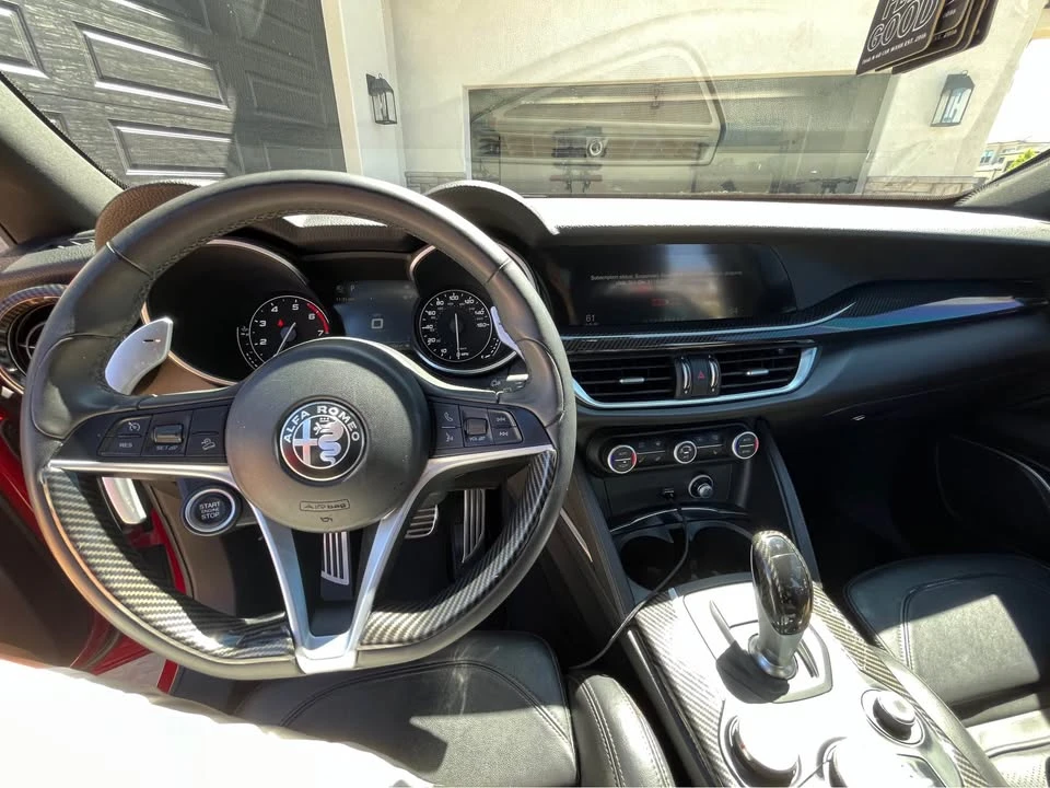 2019 Alfa Romeo Stelvio - Image 11 of 13