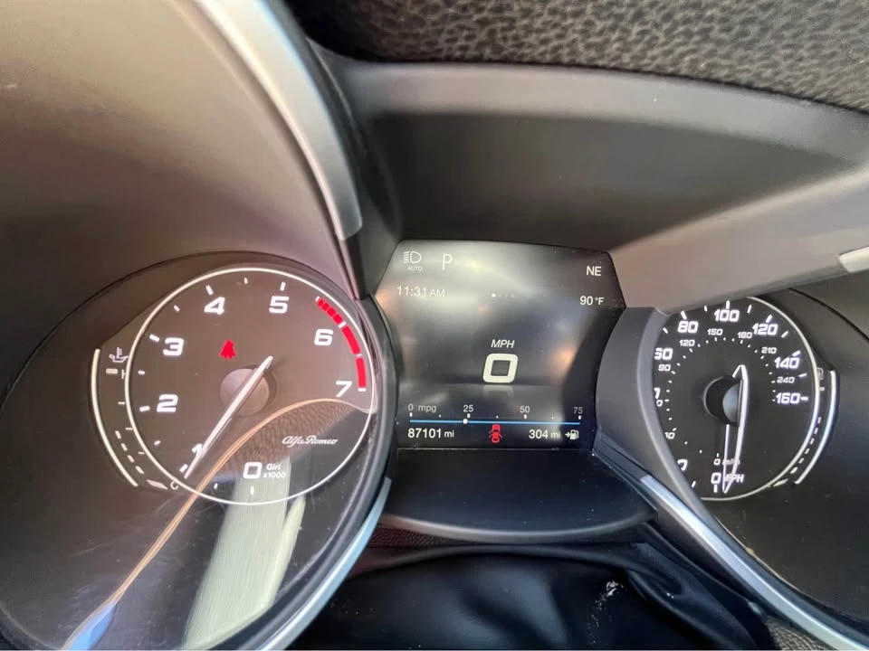 2019 Alfa Romeo Stelvio - Image 12 of 13