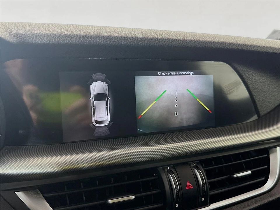 2019 Alfa Romeo Stelvio - Image 12 of 31
