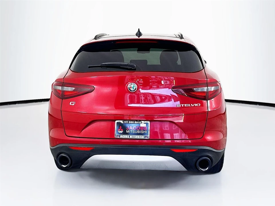 2019 Alfa Romeo Stelvio - Image 29 of 31