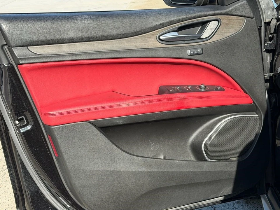 2019 Alfa Romeo Stelvio - Image 12 of 21