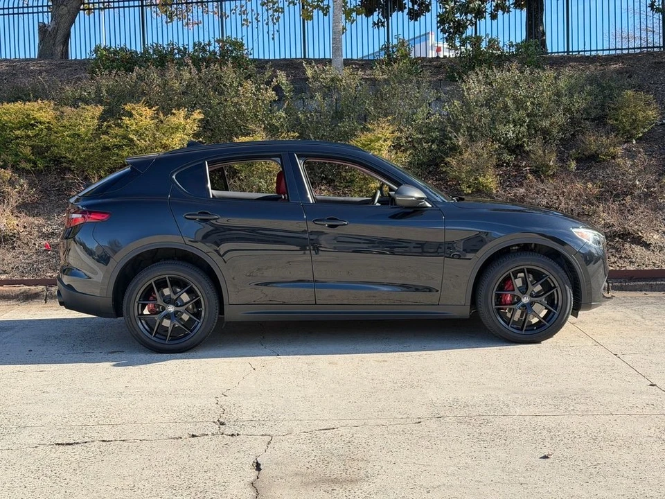 2019 Alfa Romeo Stelvio - Image 2 of 21