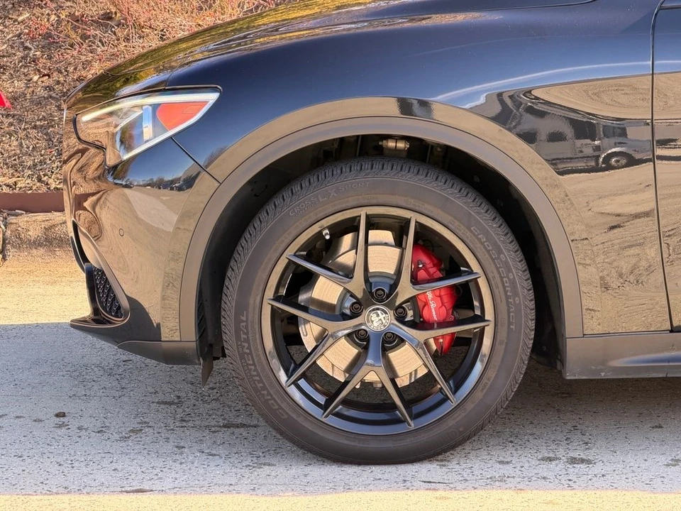 2019 Alfa Romeo Stelvio - Image 11 of 21