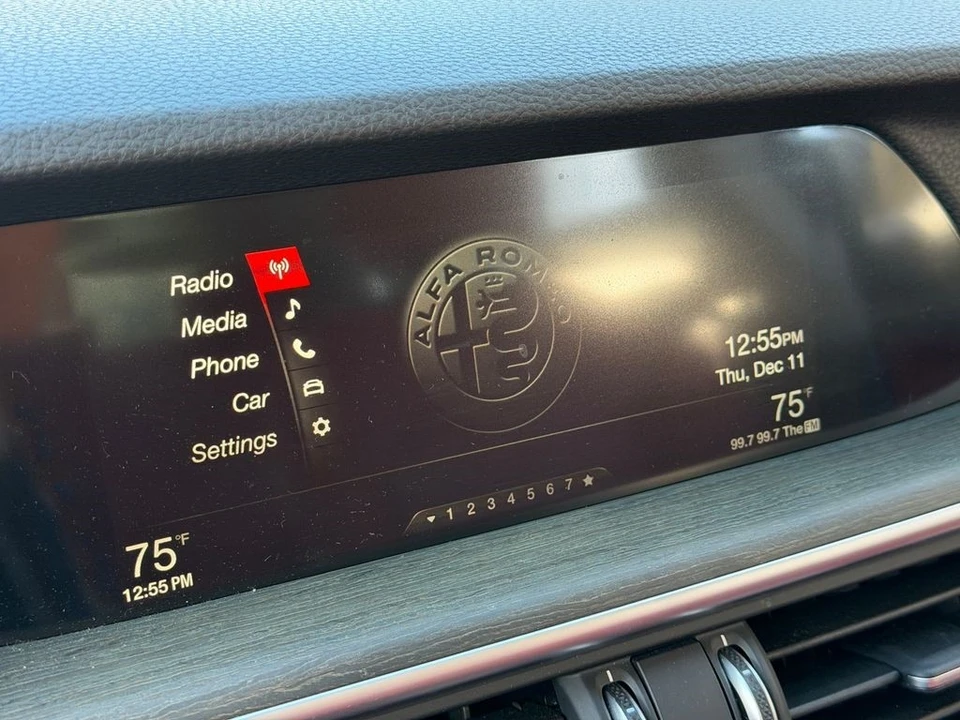 2019 Alfa Romeo Stelvio - Image 20 of 21
