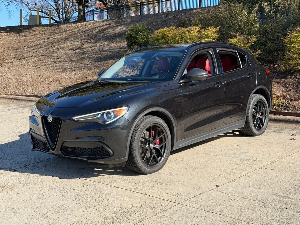 2019 Alfa Romeo Stelvio - Image 8 of 21
