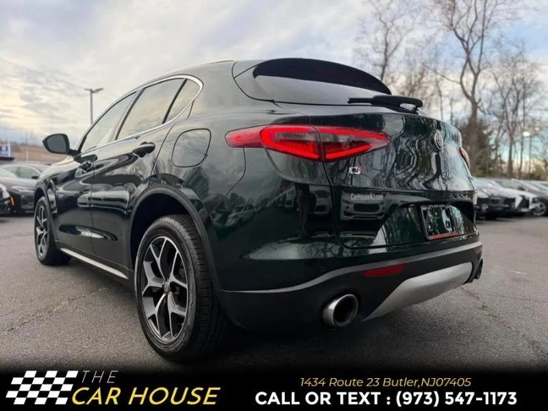 2019 Alfa Romeo Stelvio - Image 9 of 12