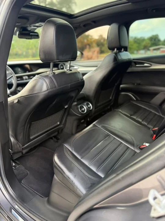 2019 Alfa Romeo Stelvio - Image 10 of 16