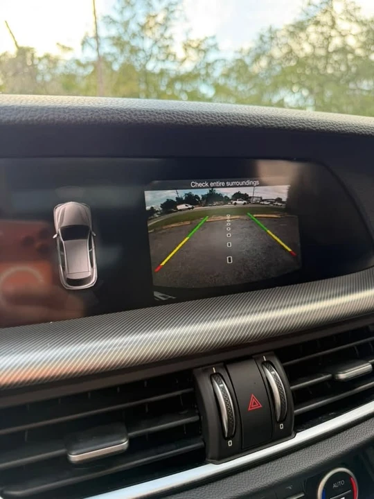2019 Alfa Romeo Stelvio - Image 15 of 16