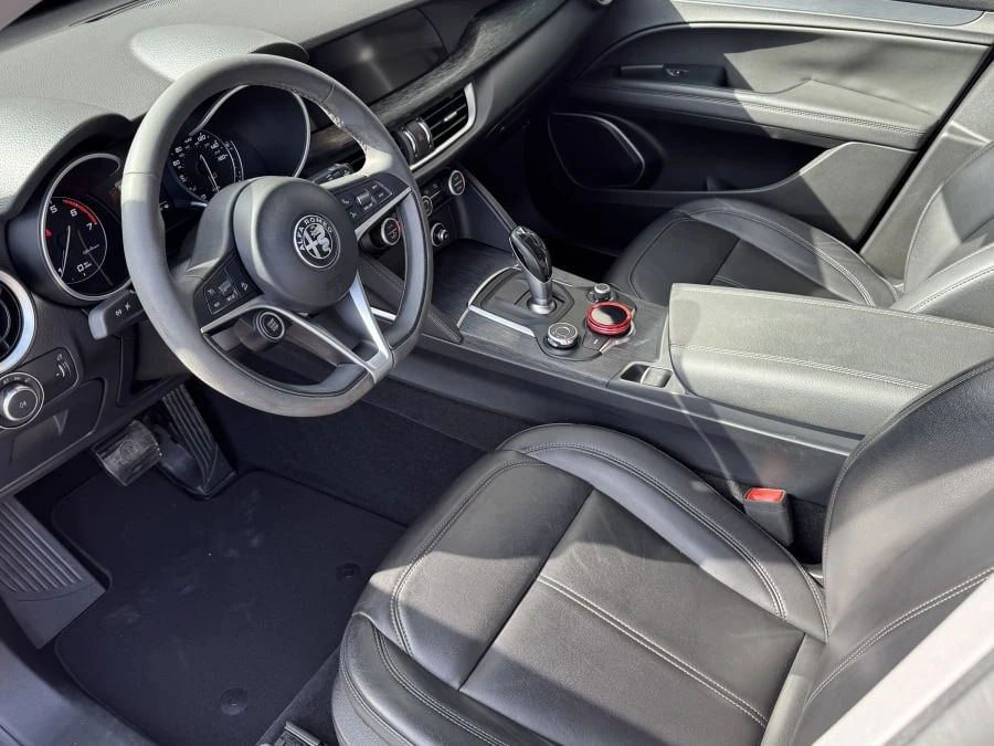 2019 Alfa Romeo Stelvio - Image 6 of 9