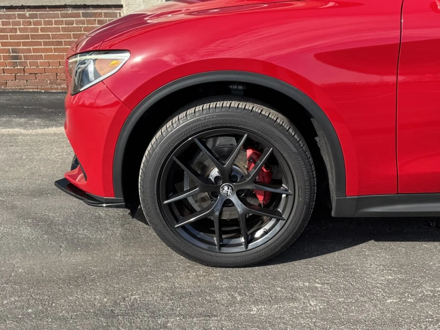 2019 Alfa Romeo Stelvio - Image 5 of 9
