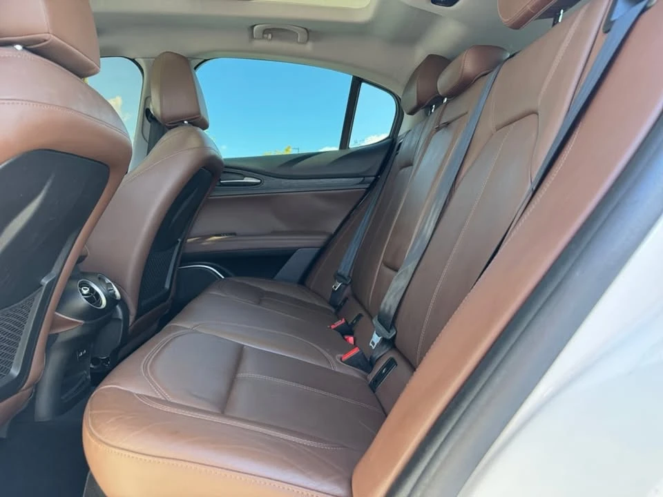2019 Alfa Romeo Stelvio - Image 18 of 20