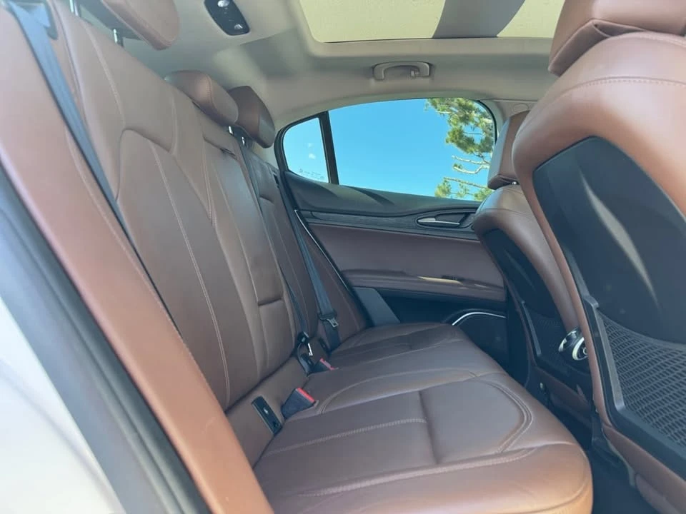 2019 Alfa Romeo Stelvio - Image 19 of 20