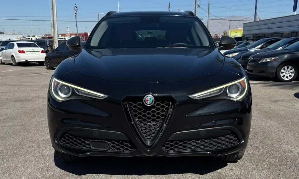 2019 Alfa Romeo Stelvio - Image 2 of 10