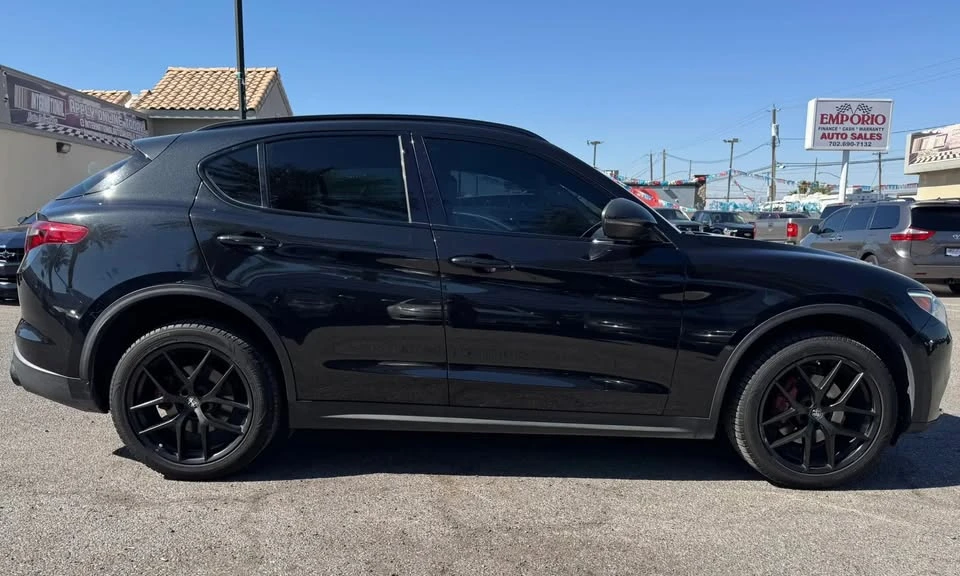 2019 Alfa Romeo Stelvio - Image 4 of 10
