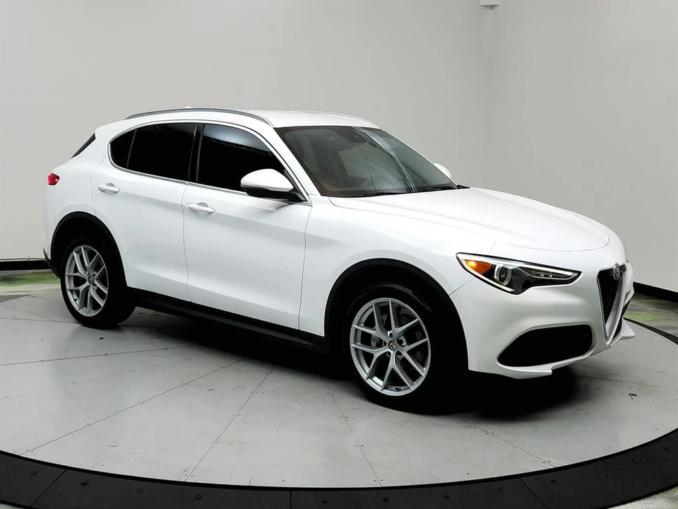 2019 Alfa Romeo Stelvio - Image 3 of 12
