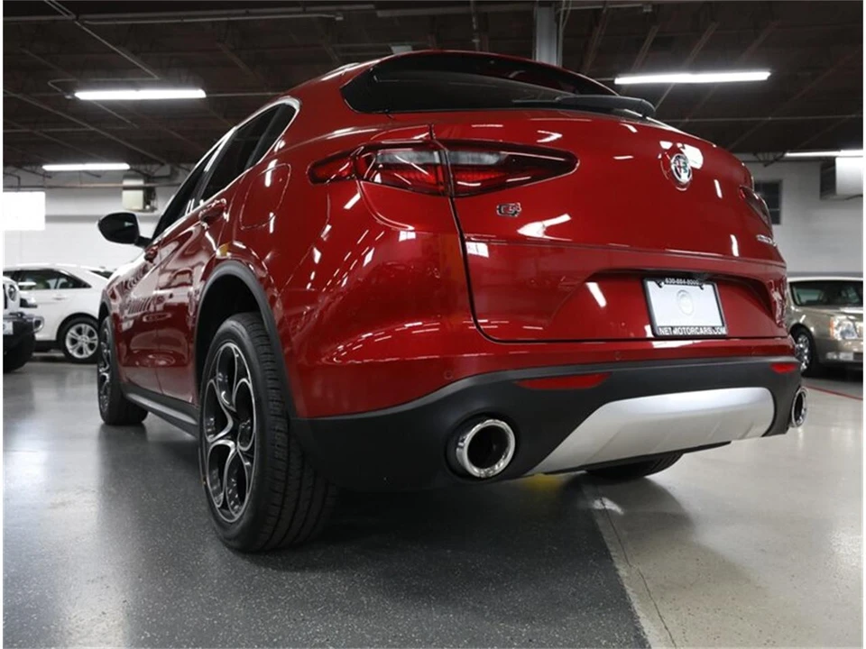 2019 Alfa Romeo Stelvio - Image 13 of 31