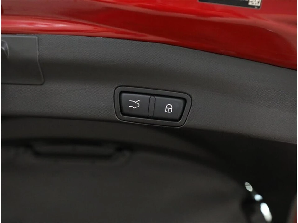 2019 Alfa Romeo Stelvio - Image 23 of 31