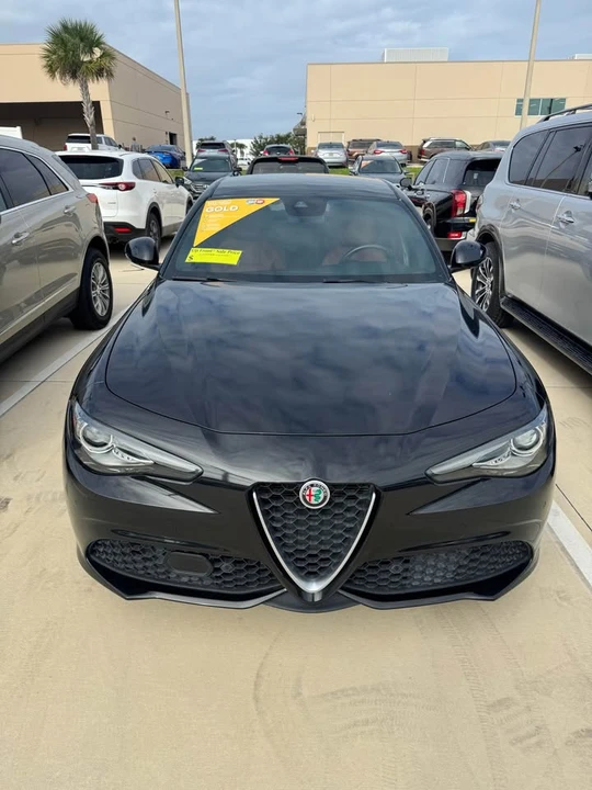 2019 Alfa Romeo Giulia - Image 3 of 8