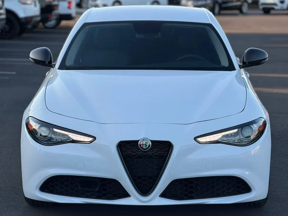 2019 Alfa Romeo Giulia - Image 4 of 20