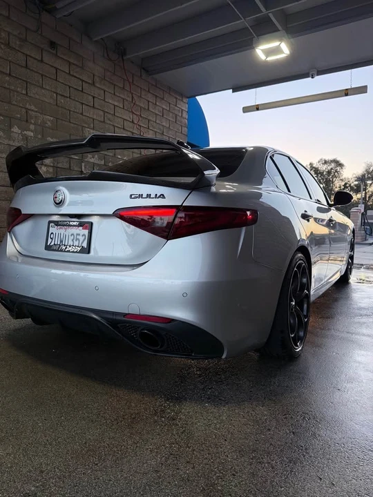 2019 Alfa Romeo Giulia - Image 3 of 5