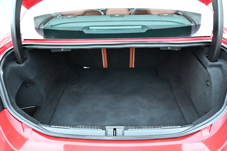 2019 Alfa Romeo Giulia - Image 17 of 20