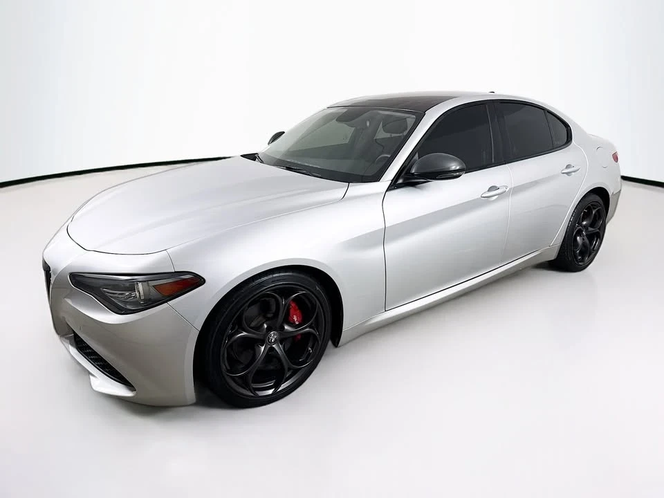 2019 Alfa Romeo Giulia - Image 3 of 19