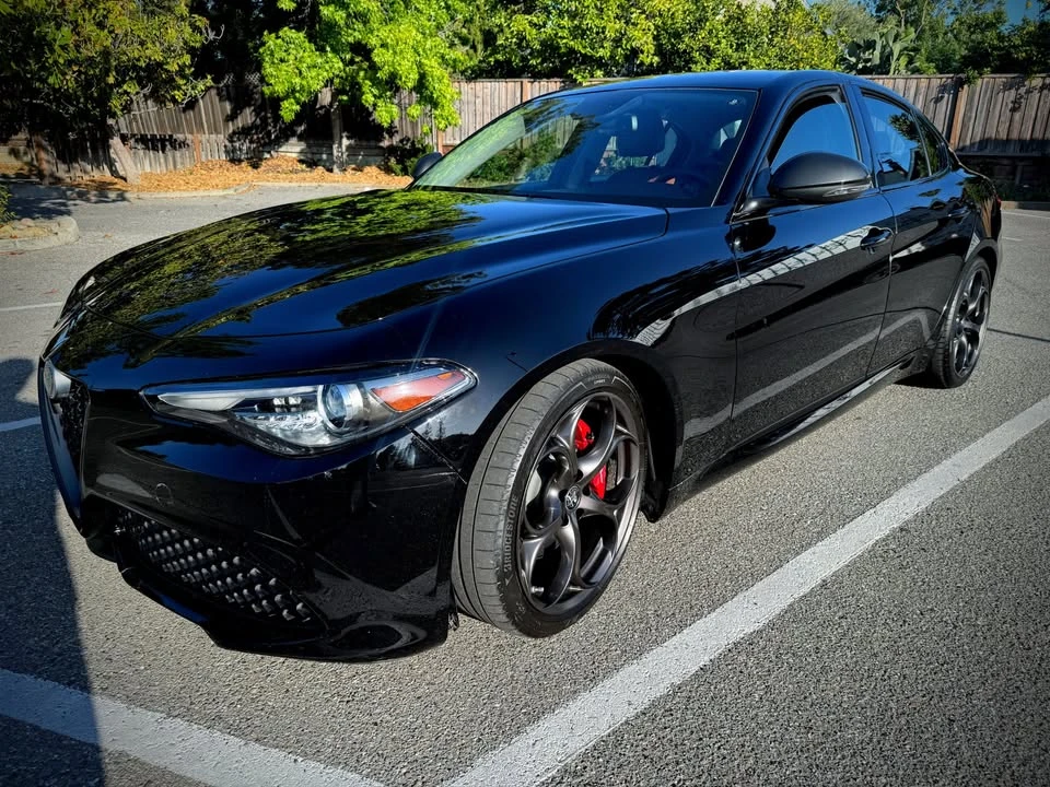 2019 Alfa Romeo Giulia - Image 3 of 17