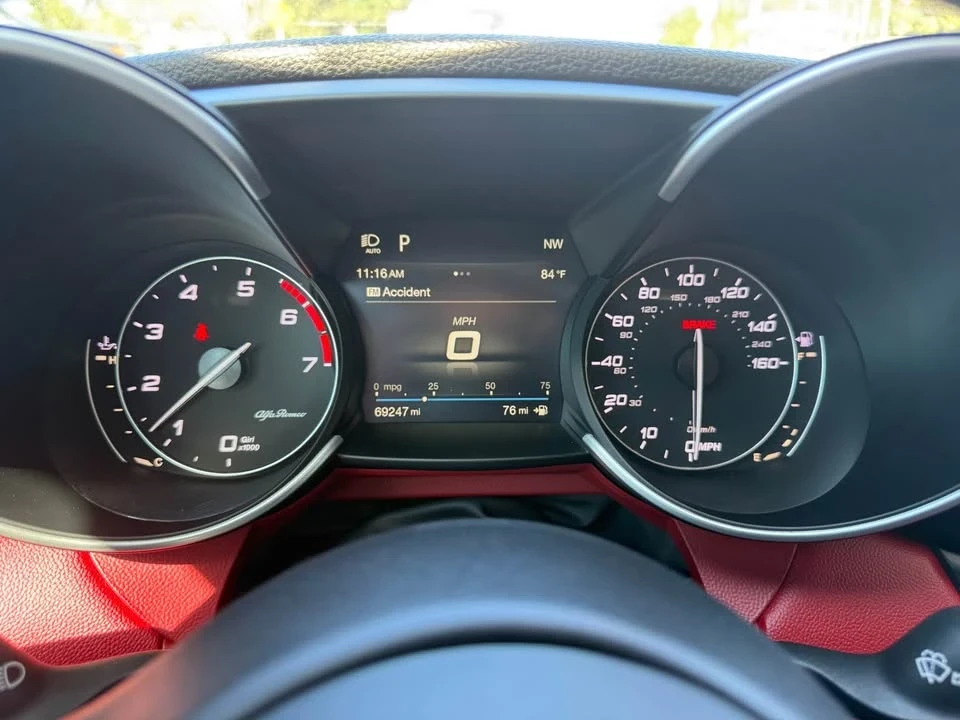2019 Alfa Romeo Giulia - Image 13 of 13