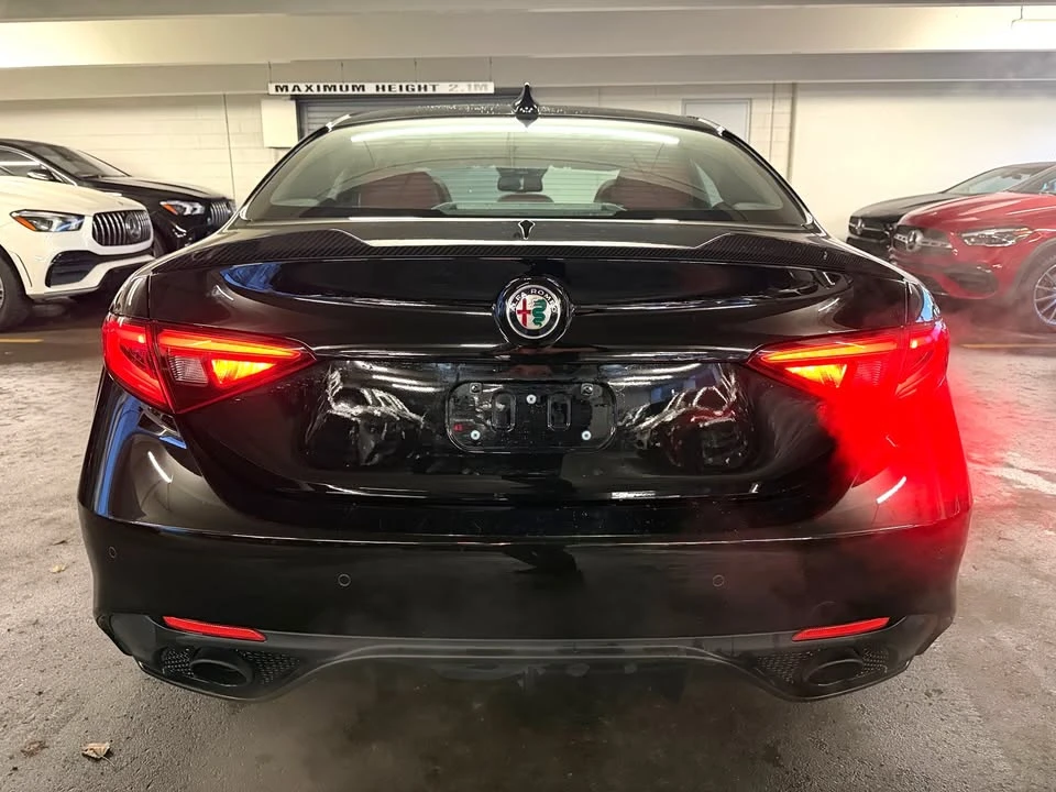 2019 Alfa Romeo Giulia - Image 4 of 9
