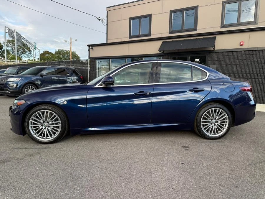 2019 Alfa Romeo Giulia - Image 3 of 18
