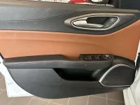 2019 Alfa Romeo Giulia - Image 6 of 10