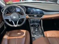 2019 Alfa Romeo Giulia - Image 7 of 10